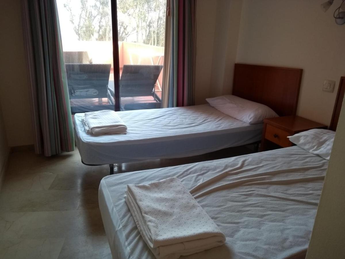 Apartamentos Don Juan Manilva Dış mekan fotoğraf
